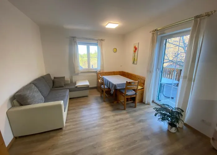 Bio-hof Windhaber Farm stay *