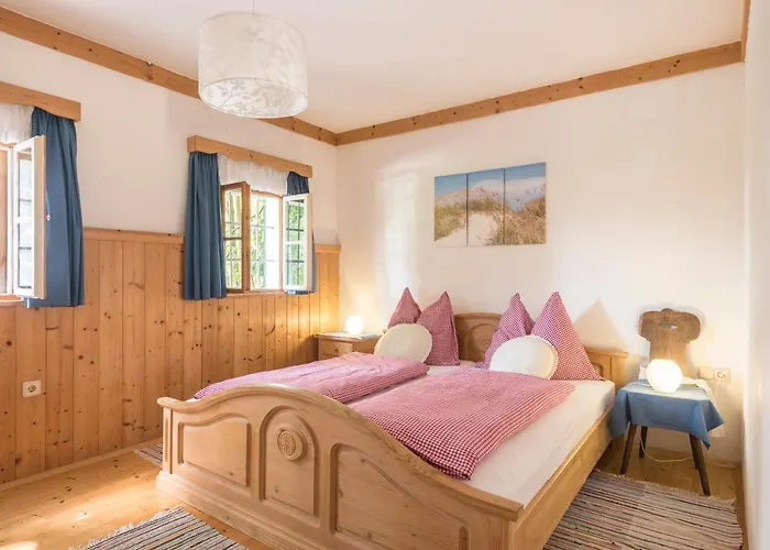 Bio-hof Windhaber Farm stay *